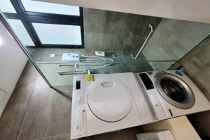Shower with Water Heater Shower with Water Heater